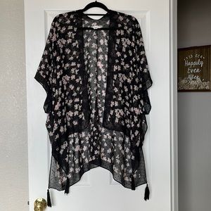 Lauren Conrad Kimono